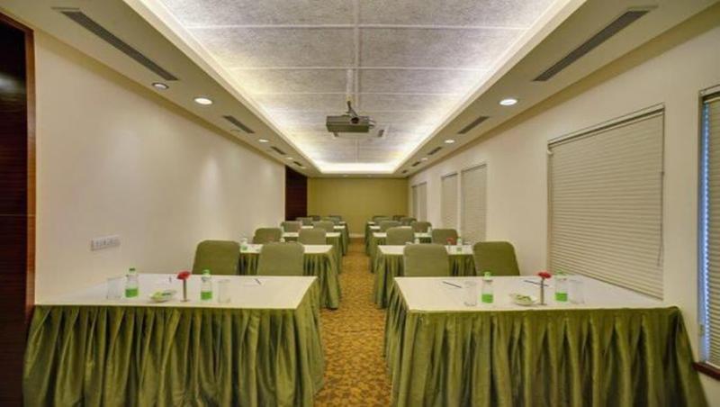 เดอะ มิวส์ ซาโรวาร์ พอร์ทิโก้ Hotel นิวเดลี ภายนอก รูปภาพ