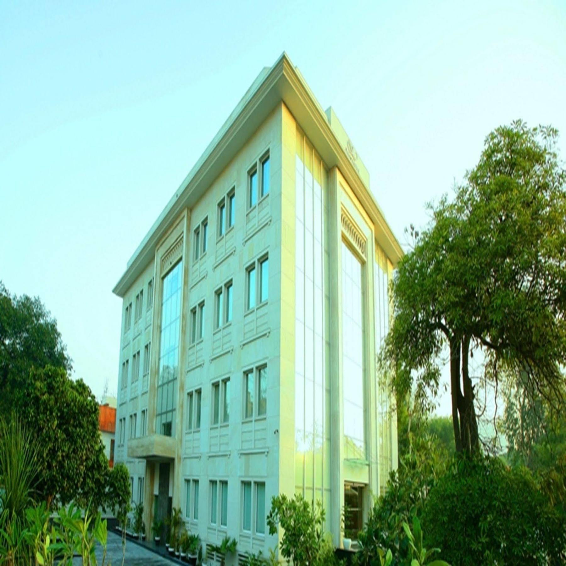 เดอะ มิวส์ ซาโรวาร์ พอร์ทิโก้ Hotel นิวเดลี ภายนอก รูปภาพ