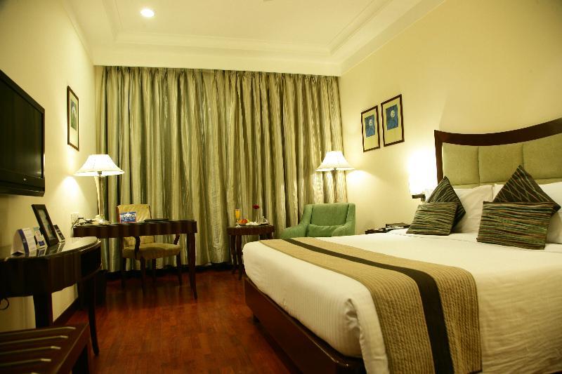 เดอะ มิวส์ ซาโรวาร์ พอร์ทิโก้ Hotel นิวเดลี ภายนอก รูปภาพ